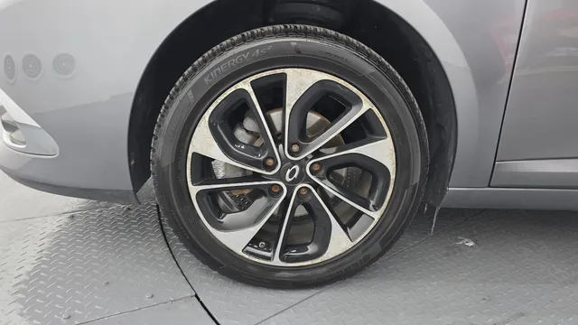 Renault SM3