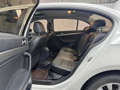 Volkswagen Lavida
