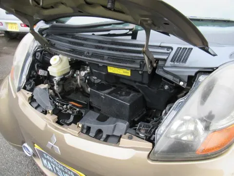 Mitsubishi I