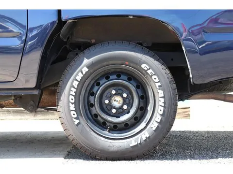 Toyota Hilux Sports Pick Up