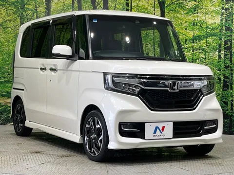 Honda N-BOX Custom