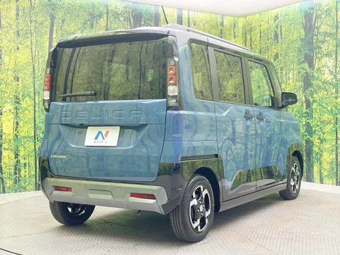 Mitsubishi Delica Mini