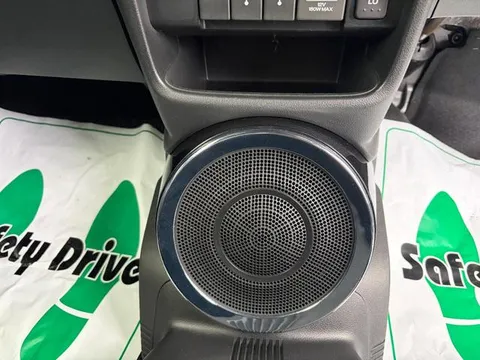 Honda N-BOX Slash