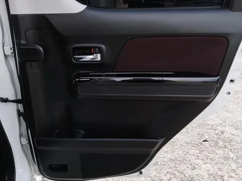 Suzuki Wagon R Stingray