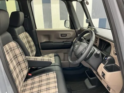 Honda N-BOX Joy