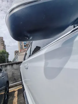 Roewe RX8