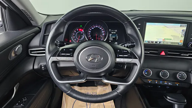 Hyundai Elantra (Avante)