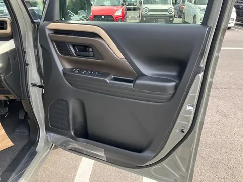Suzuki Spacia