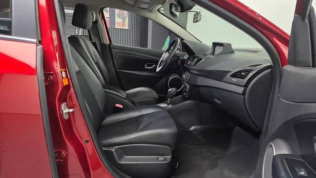 Renault SM3