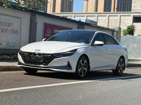 Hyundai Elantra (Avante)