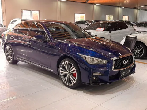 Infiniti Q50L
