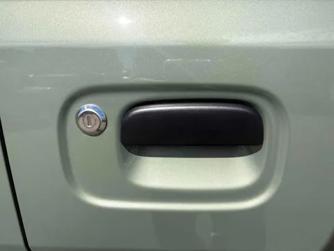 Nissan Clipper Van