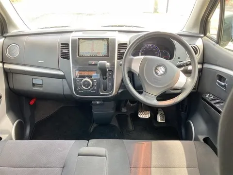 Suzuki Wagon R Stingray