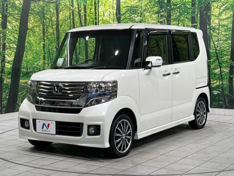 Honda N-BOX Custom