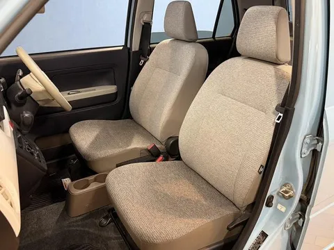 Daihatsu Mira Tocot