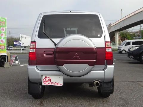 Mitsubishi Pajero Mini