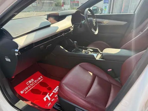 Mazda MAZDA3 Fastback