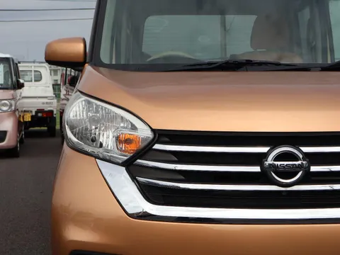Nissan Dayz Roox
