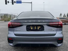 Roewe i5