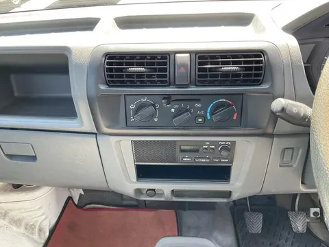 Mitsubishi Minicab Truck