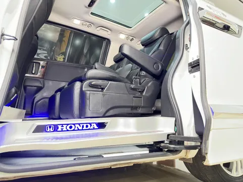 Honda Elysion