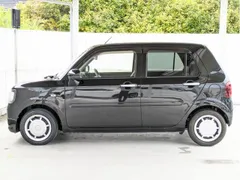 Daihatsu Mira Tocot