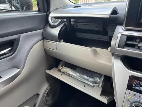 Toyota Pixis Joy