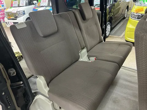 Mitsubishi Minicab Van