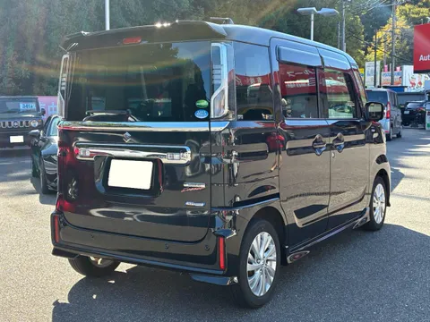 Suzuki Spacia Custom