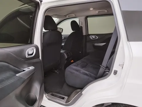 Nissan Terra