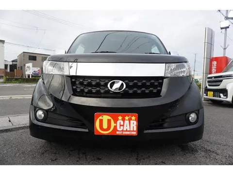 Toyota bB