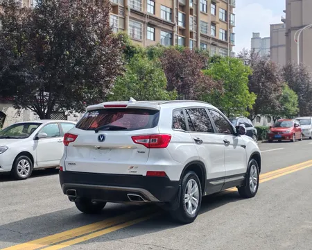 Changan CS75