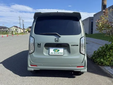 Honda N-WGN Custom