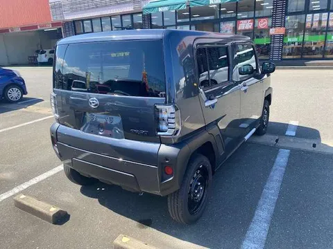 Daihatsu Taft