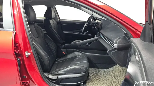Hyundai Elantra (Avante)
