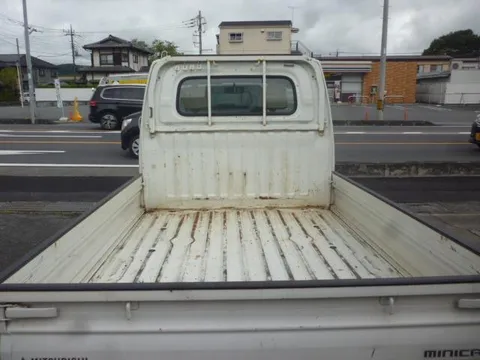 Mitsubishi Minicab Truck