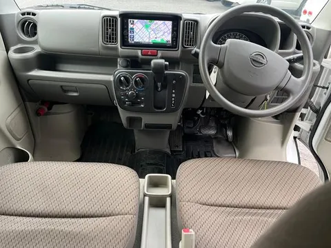 Nissan Clipper