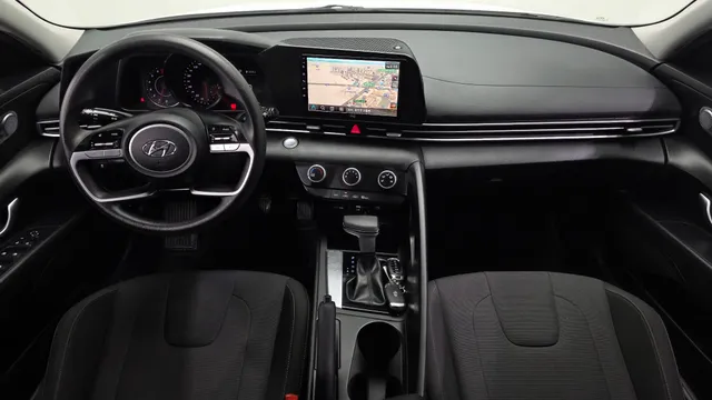 Hyundai Elantra (Avante)