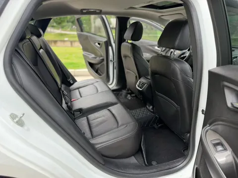 Chevrolet Malibu XL