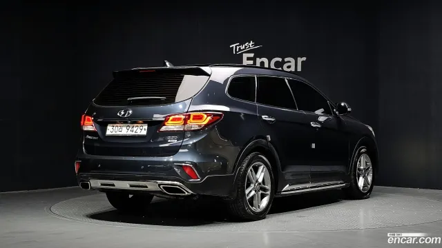 Hyundai Grand Santa Fe (Maxcruz)