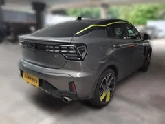 Lynk & Co 05
