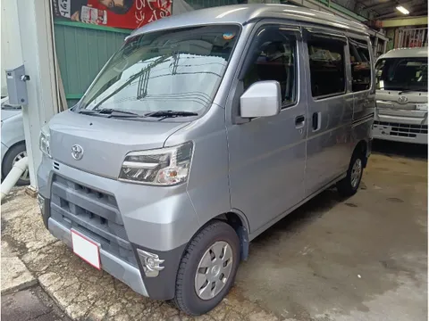 Toyota Pixis Van