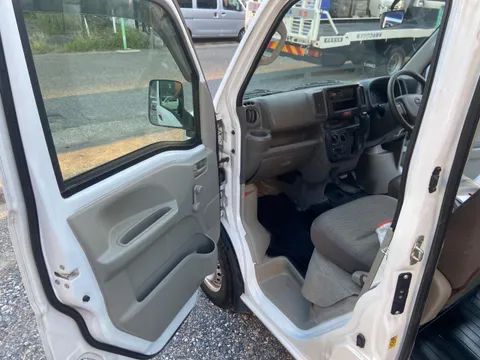 Nissan Clipper