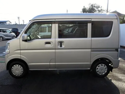 Nissan Clipper