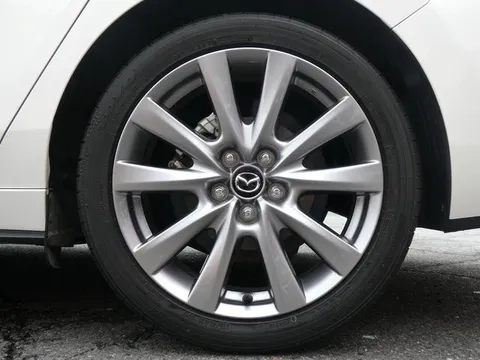 Mazda MAZDA3 Sedan