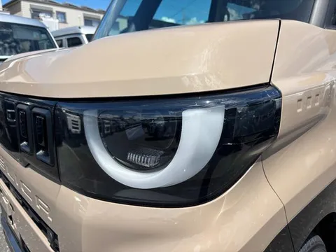 Mitsubishi Delica Mini