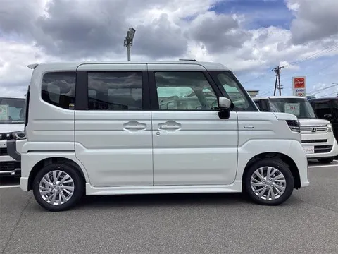 Suzuki Spacia Custom
