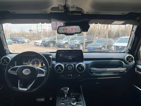 BAIC BJ40