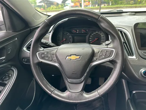 Chevrolet Malibu XL