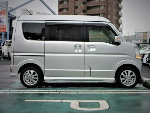Nissan Clipper Rio